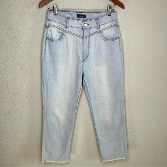 DL1961 Jerry High Rise Vintage Straight Jean Light Wash Raw Hem Size 28 - Picture 3 of 11
